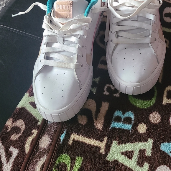 Puma Shoes - Puma Women White Sneakers